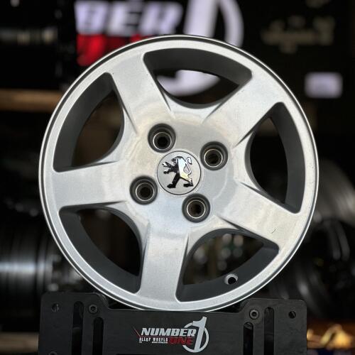 رینگ-فابریک-تورنادو-سایز-14-نقره-ای-چین-تصویر-اصلی